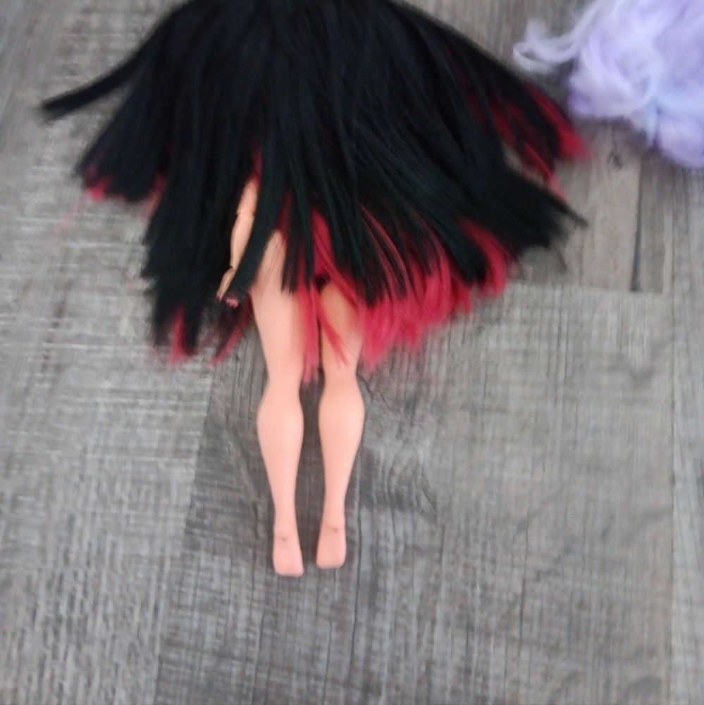 LOL DOLL Bundle - Picture 6 of 6